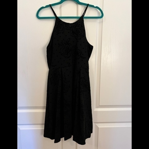 AQUA BLOOMINGDALE’S L Polka Dot Velvet Rose-Embossed Mini Dress - Picture 6 of 11